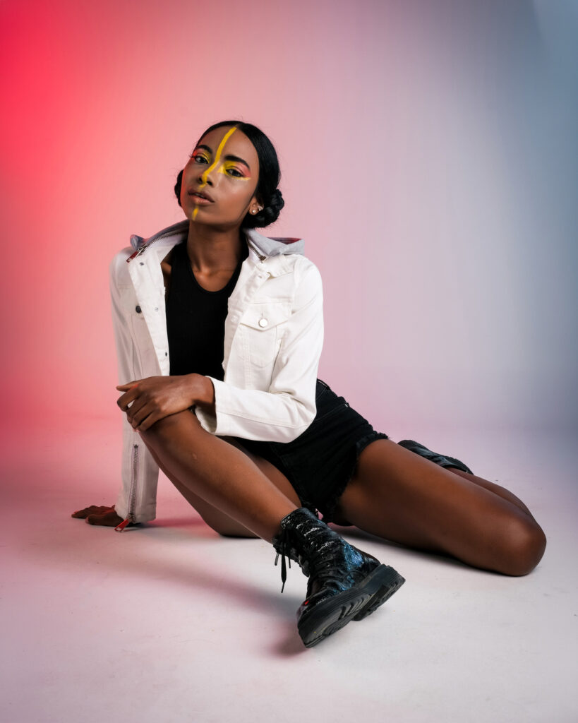 COLOR SPLIT EDITORIAL